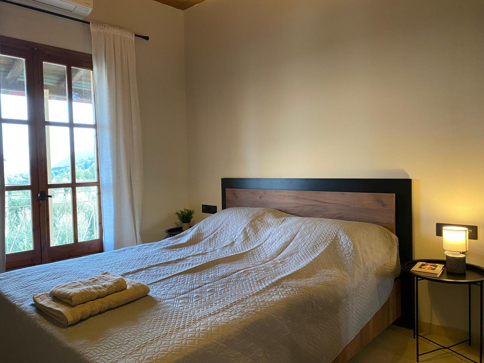 Villa Alexandra'S Boutique House Kato Garouna Esterno foto
