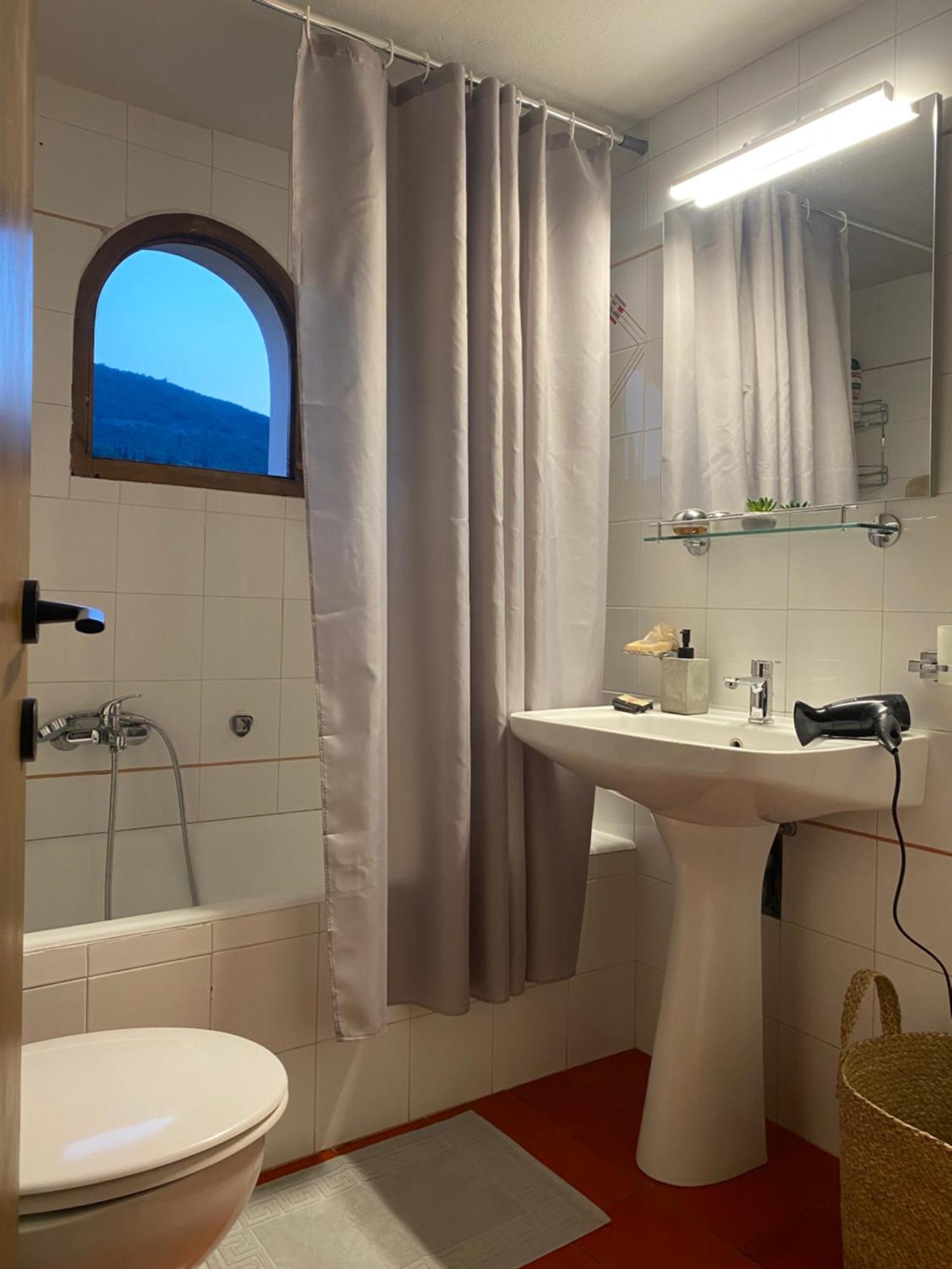 Villa Alexandra'S Boutique House Kato Garouna Esterno foto