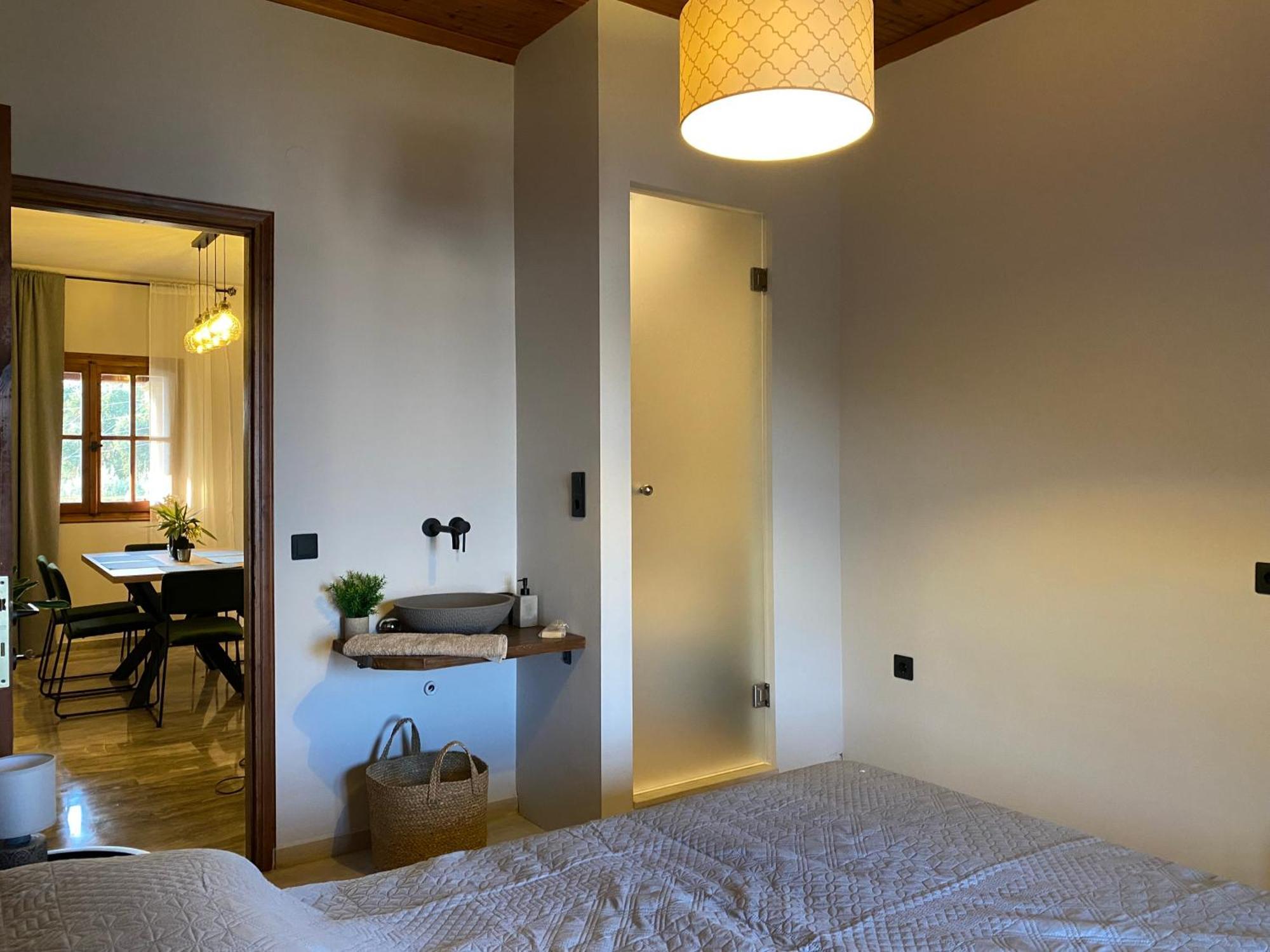 Villa Alexandra'S Boutique House Kato Garouna Esterno foto