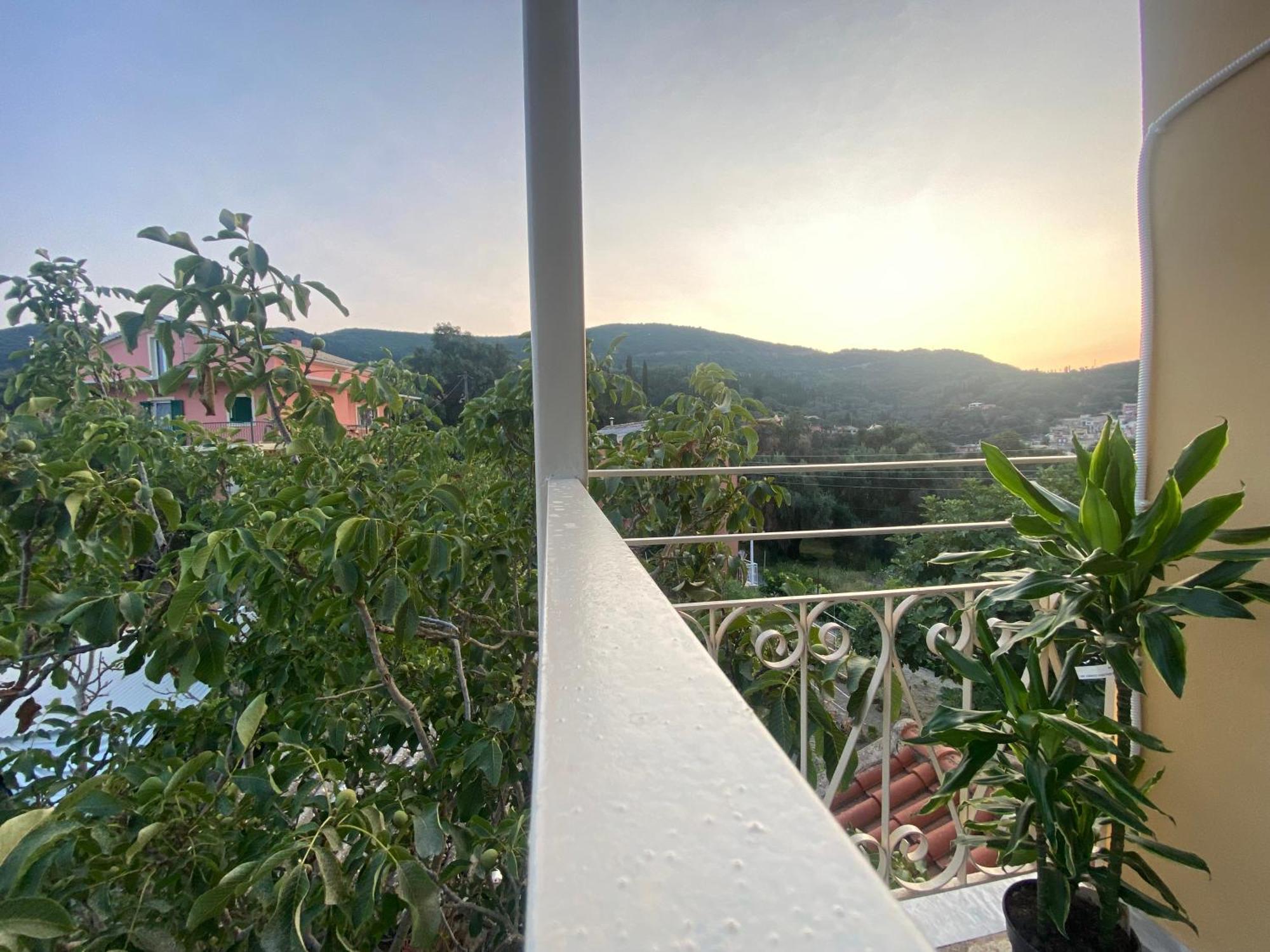 Villa Alexandra'S Boutique House Kato Garouna Esterno foto